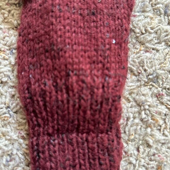 Muk Luks‎ Red Sequin Long Gloves - Picture 3 of 6